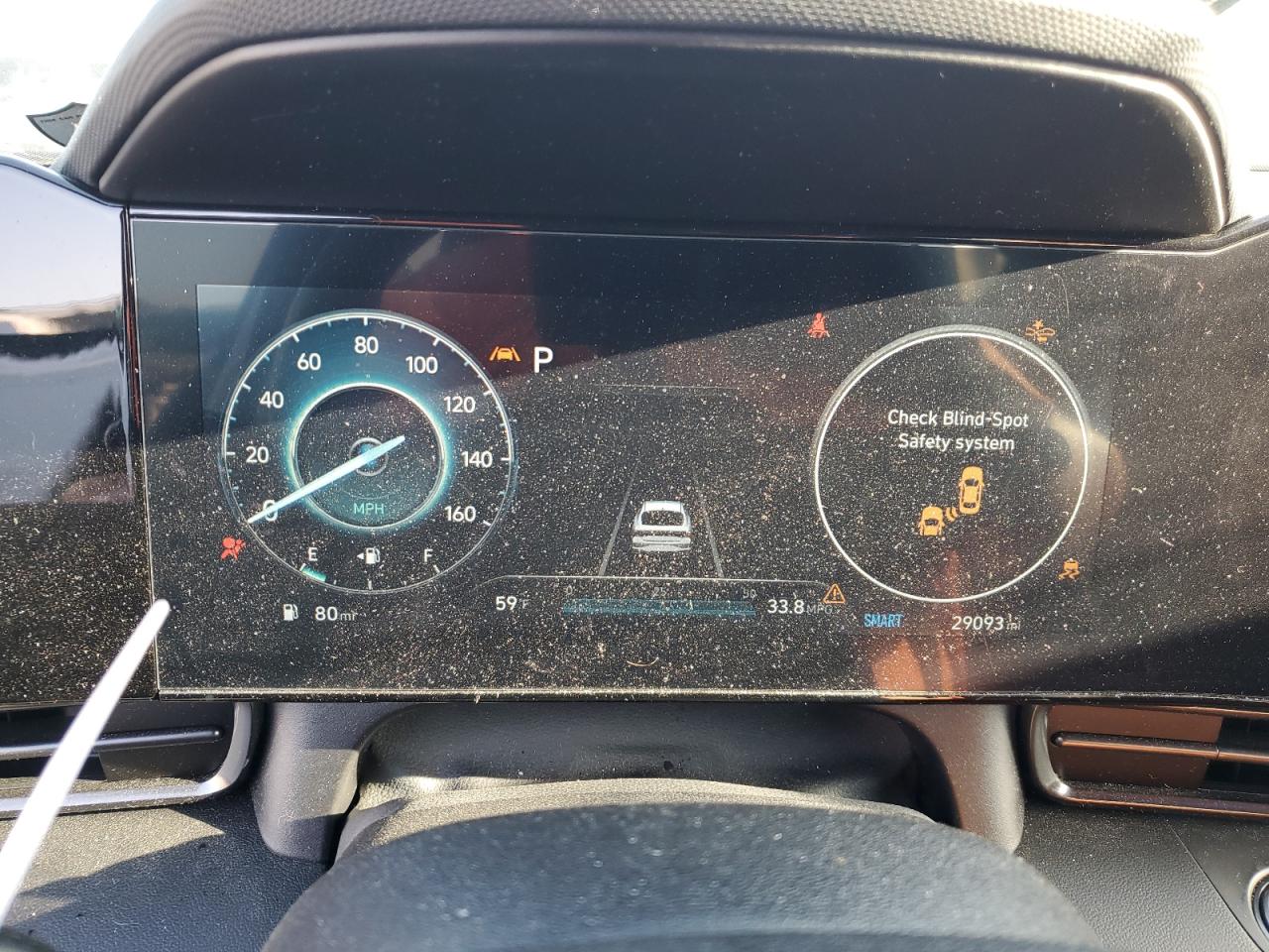 2023 Hyundai Elantra - Image 9