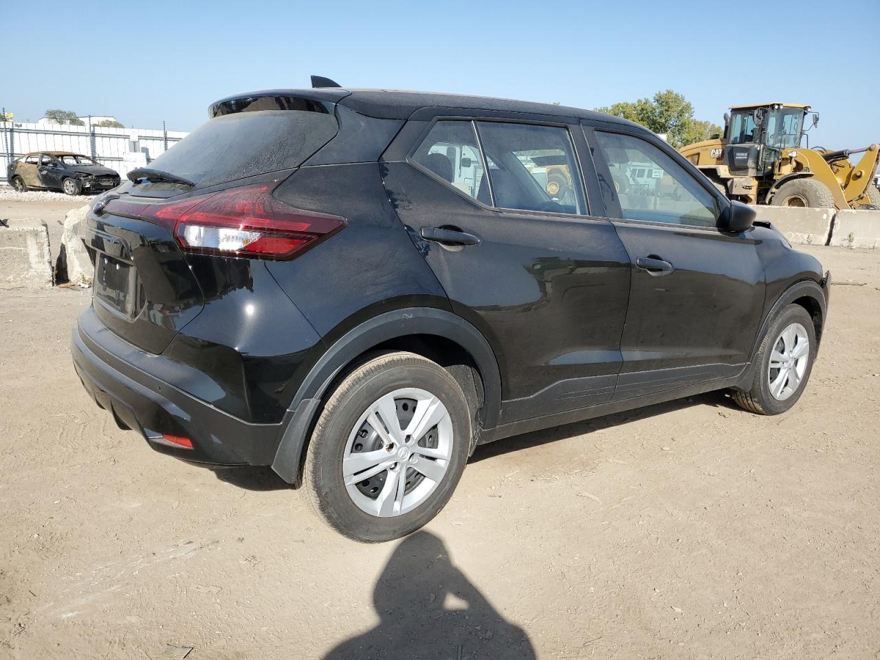 VIN 3N1CP5BV9RL576008 2024 NISSAN KICKS no.3