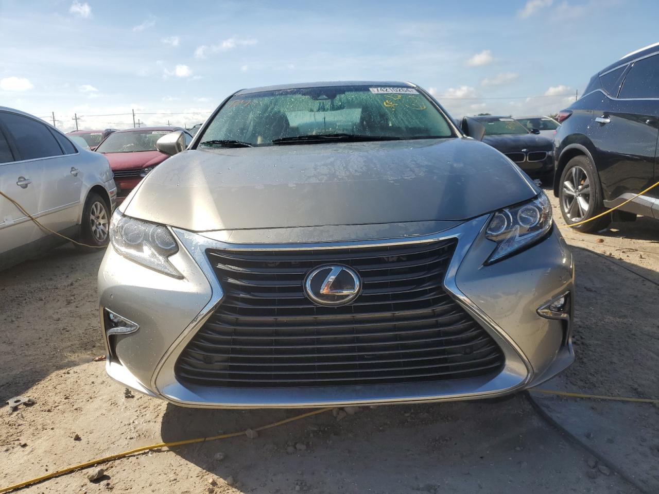 VIN 58ABK1GG5HU055712 2017 LEXUS ES350 no.5