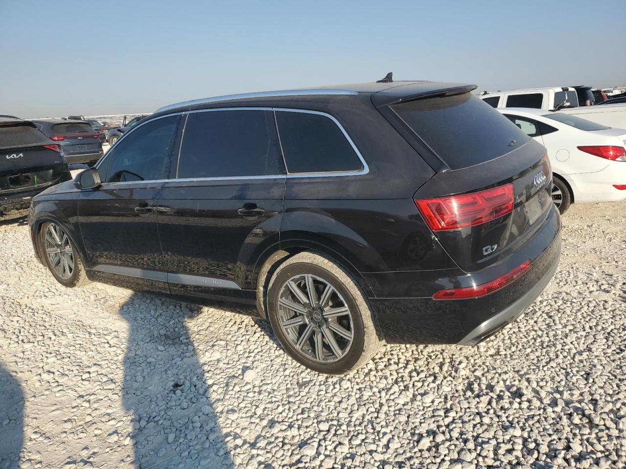 2018 Audi Q7 - Image 2