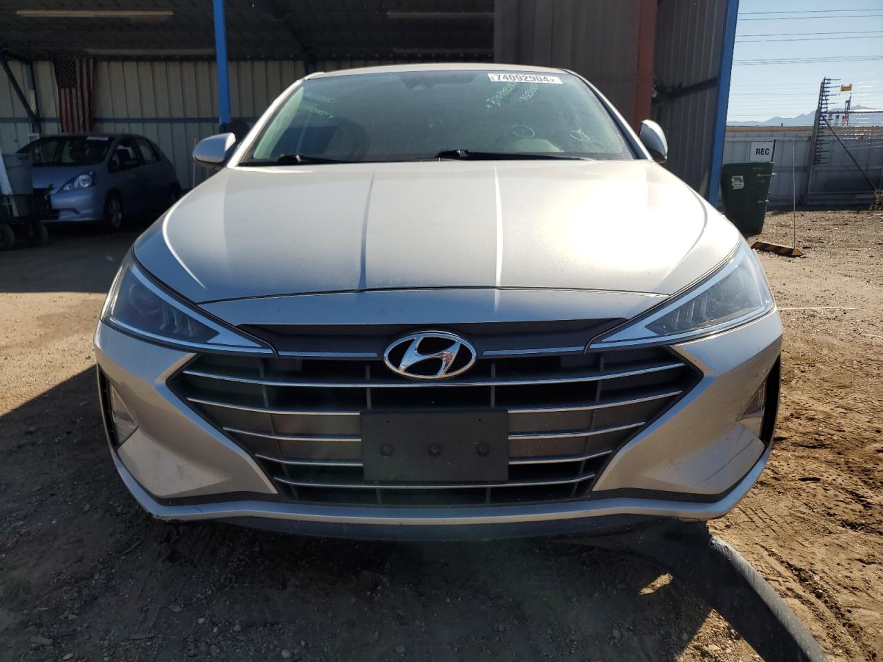 2019 Hyundai Elantra - Image 5