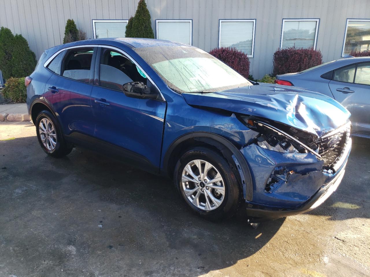 2023 Ford Escape - Image 4