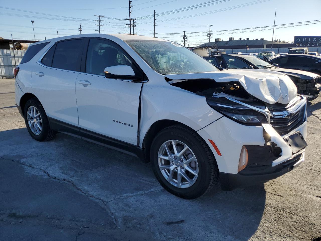 2022 Chevrolet Equinox - Image 4