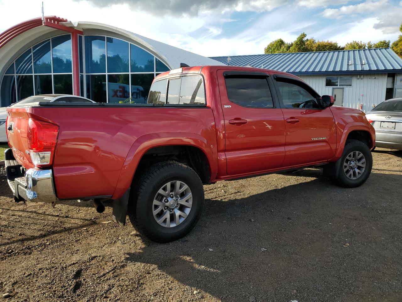 2017 Toyota Tacoma - Image 3