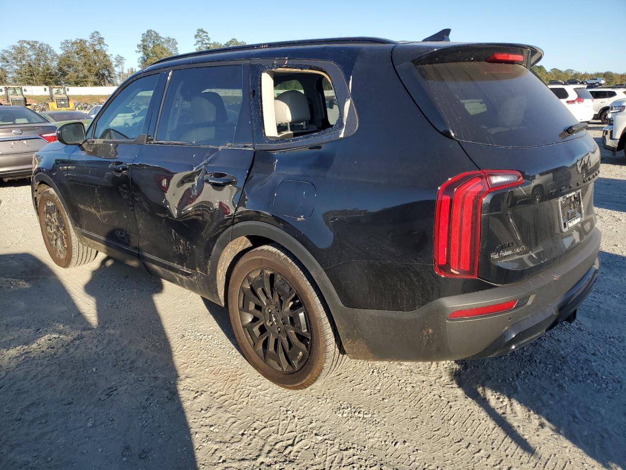 2022 Kia Telluride - Image 2