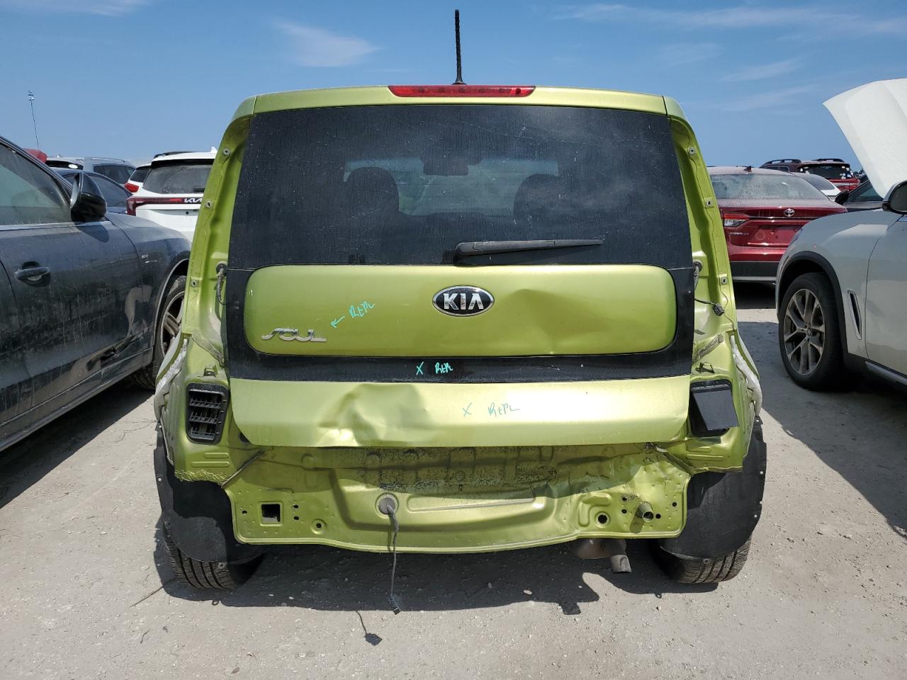 2016 Kia Soul VIN: KNDJN2A26G7841856 Lot: 74918944