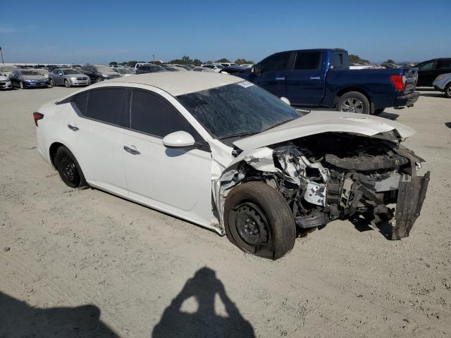 1N4BL4BV6LC273615 Nissan Altima S 4