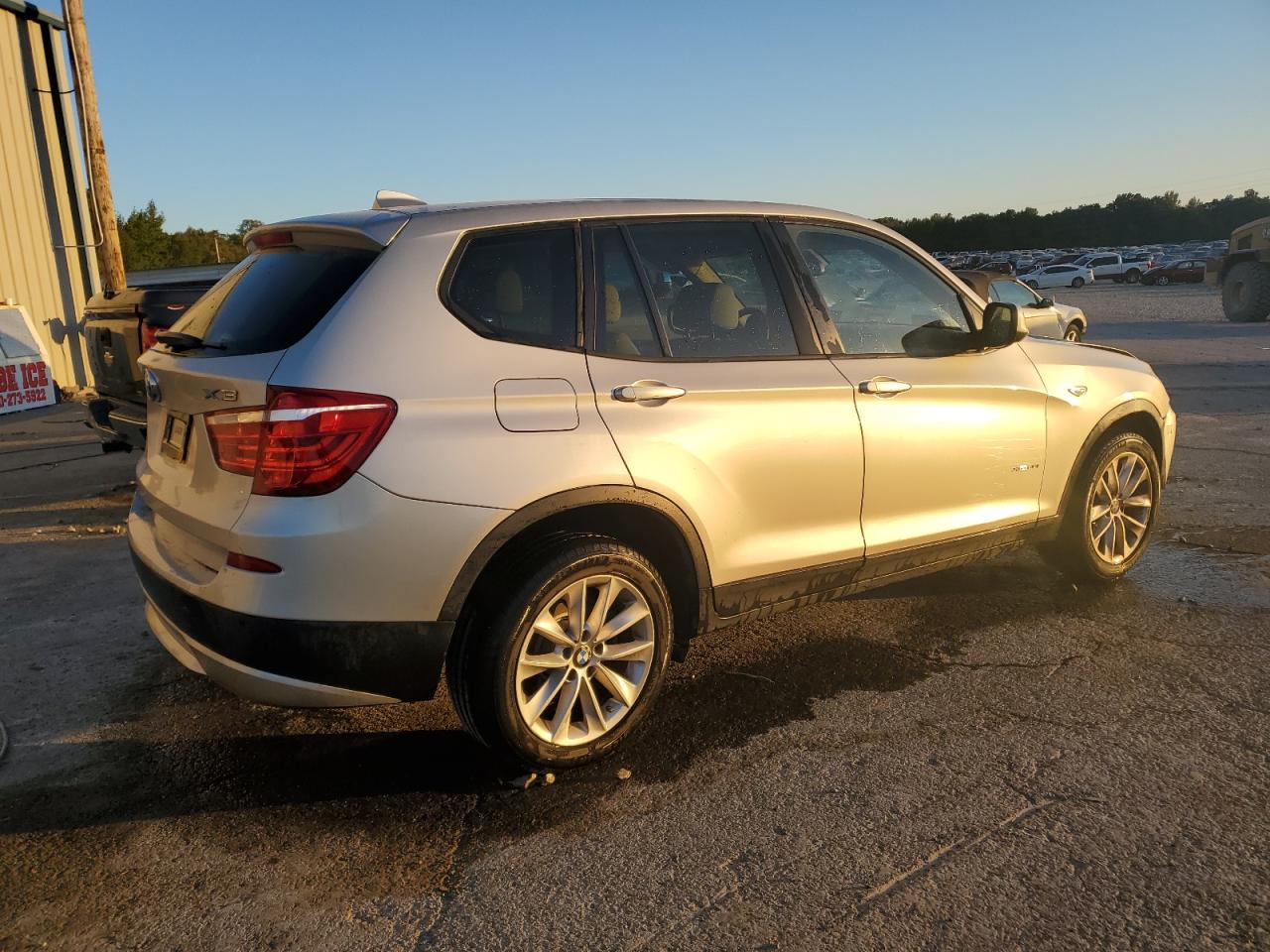 VIN 5UXWX9C58E0D31869 2014 BMW X3 no.3