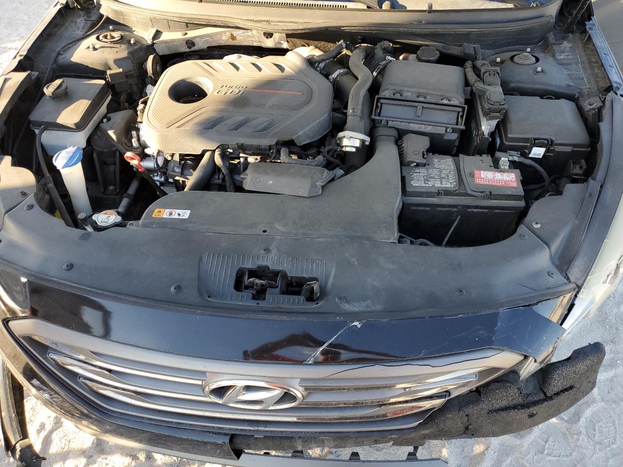 2015 Hyundai Sonata - Image 11
