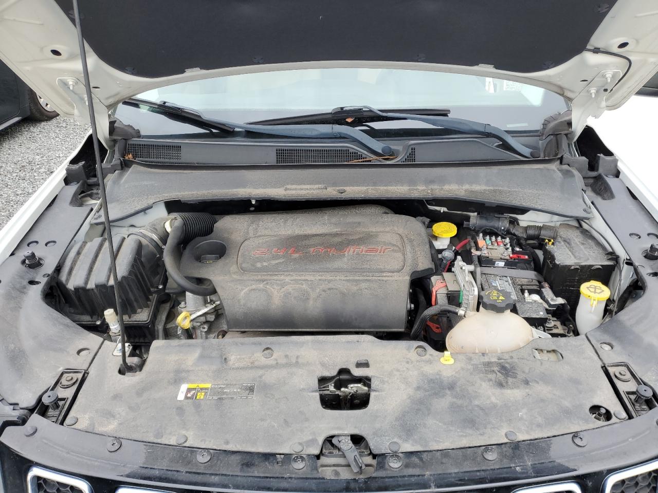2018 Jeep Compass - Image 12