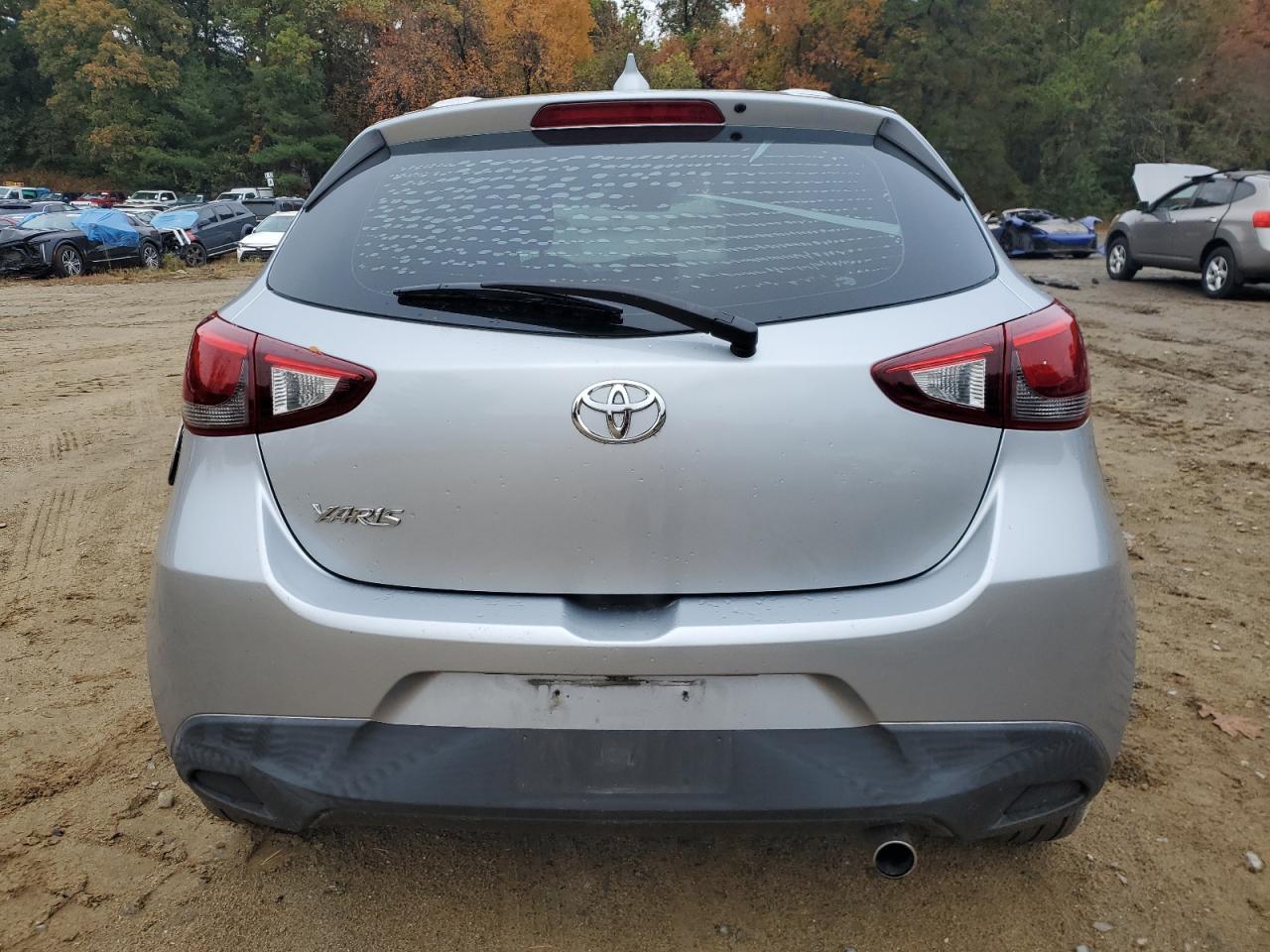 2020 Toyota Yaris - Image 6
