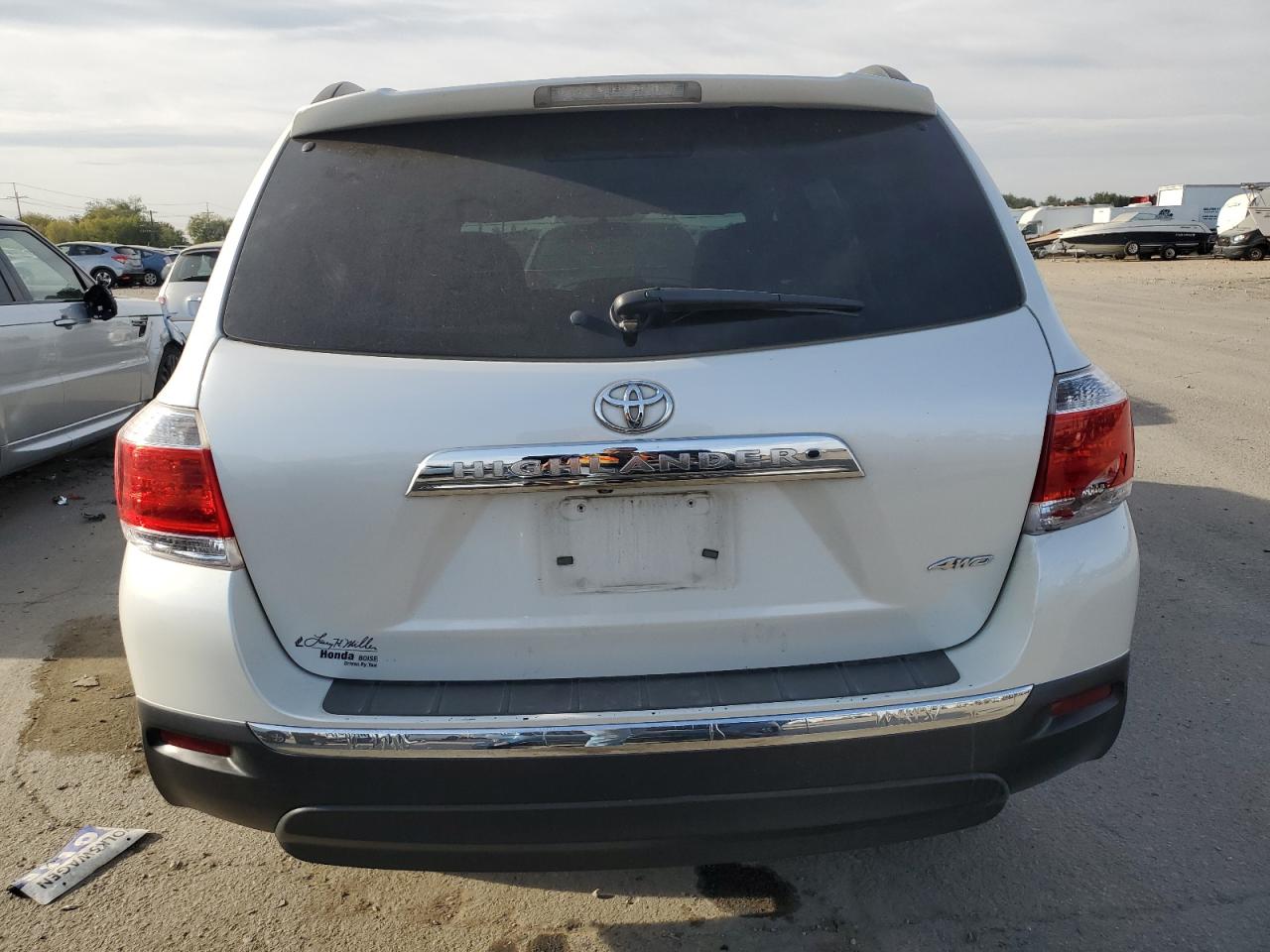 2012 Toyota Highlander Base VIN: 5TDBK3EH2CS148817 Lot: 74555874