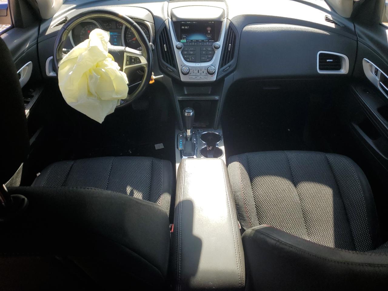 2016 Chevrolet Equinox - Image 8