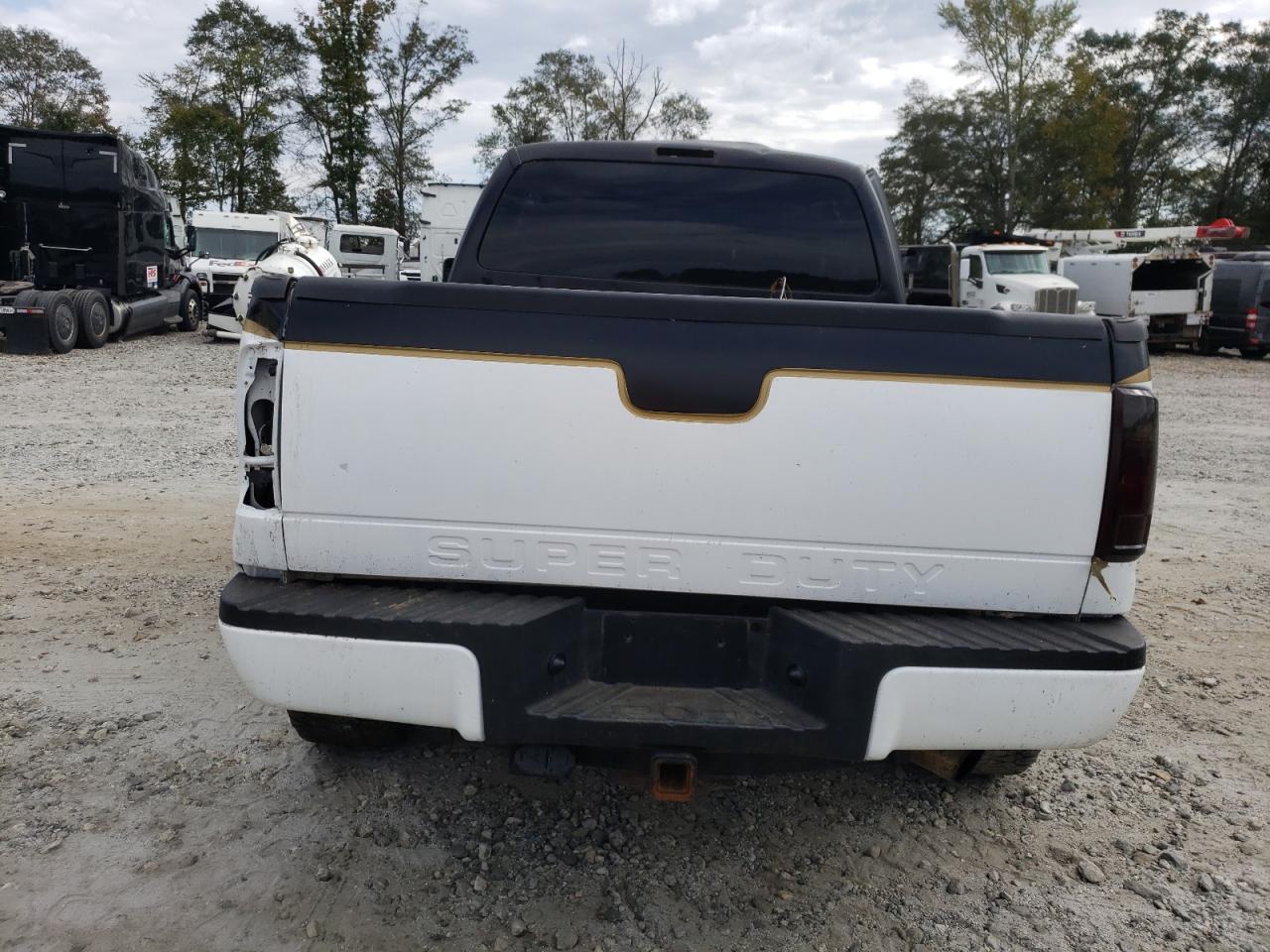 2013 Ford F250 - Image 6
