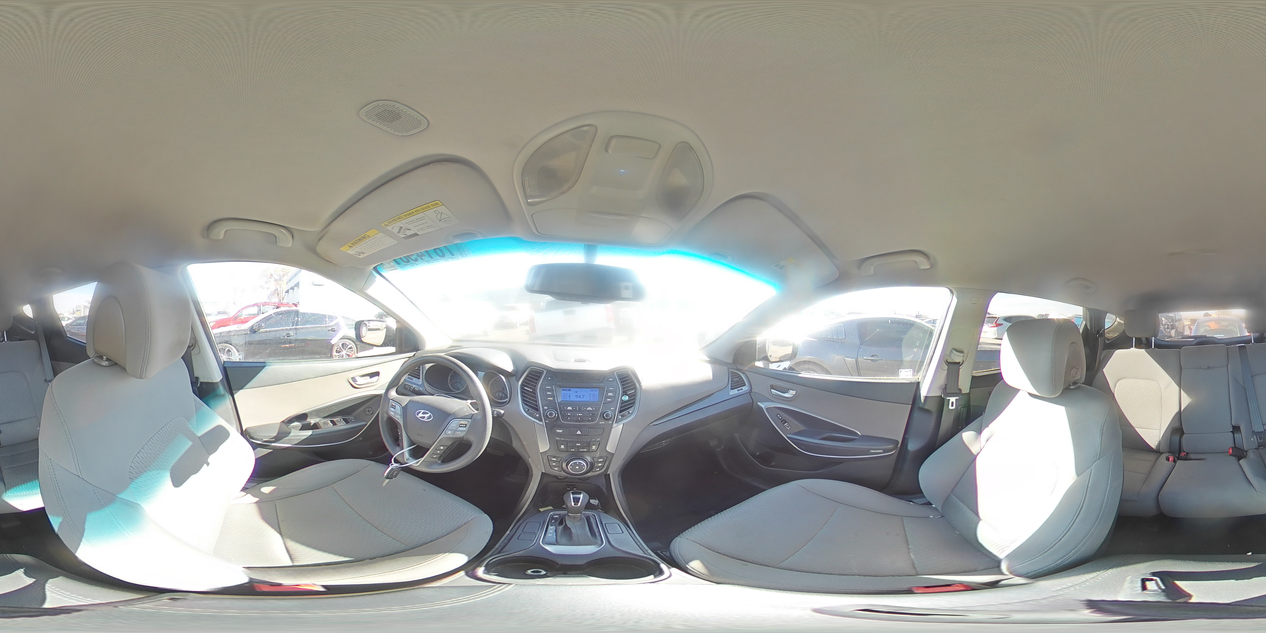 2014 Hyundai Santa Fe - Image 14