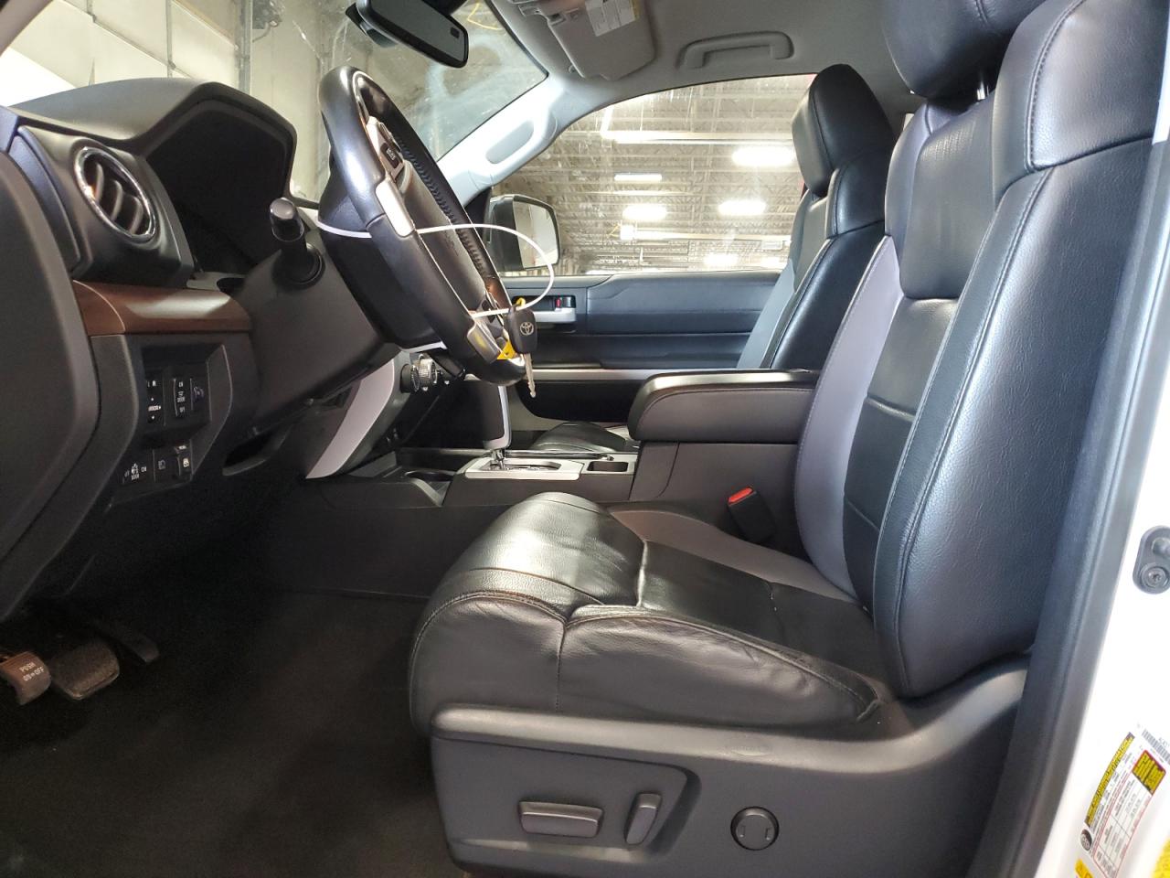 2018 Toyota Tundra - Image 7