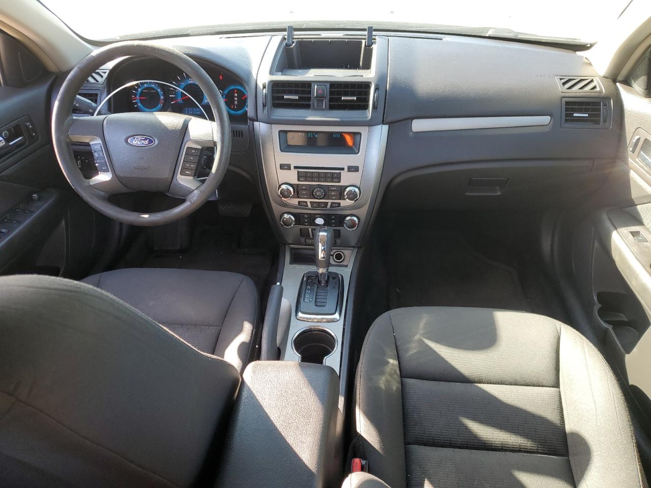 2010 Ford Fusion - Image 8