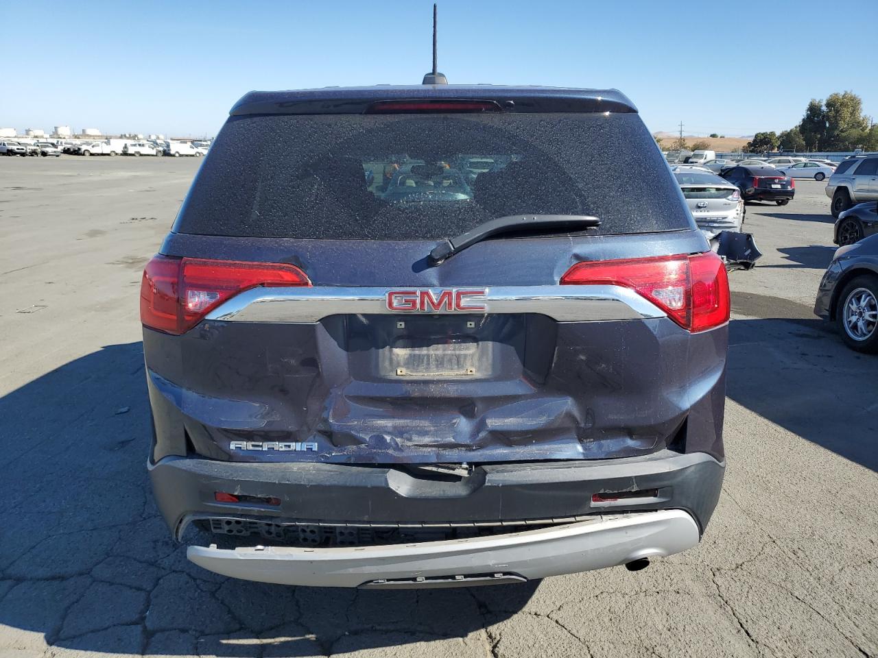 1GKKNKLAXJZ229247 2018 GMC Acadia Sle