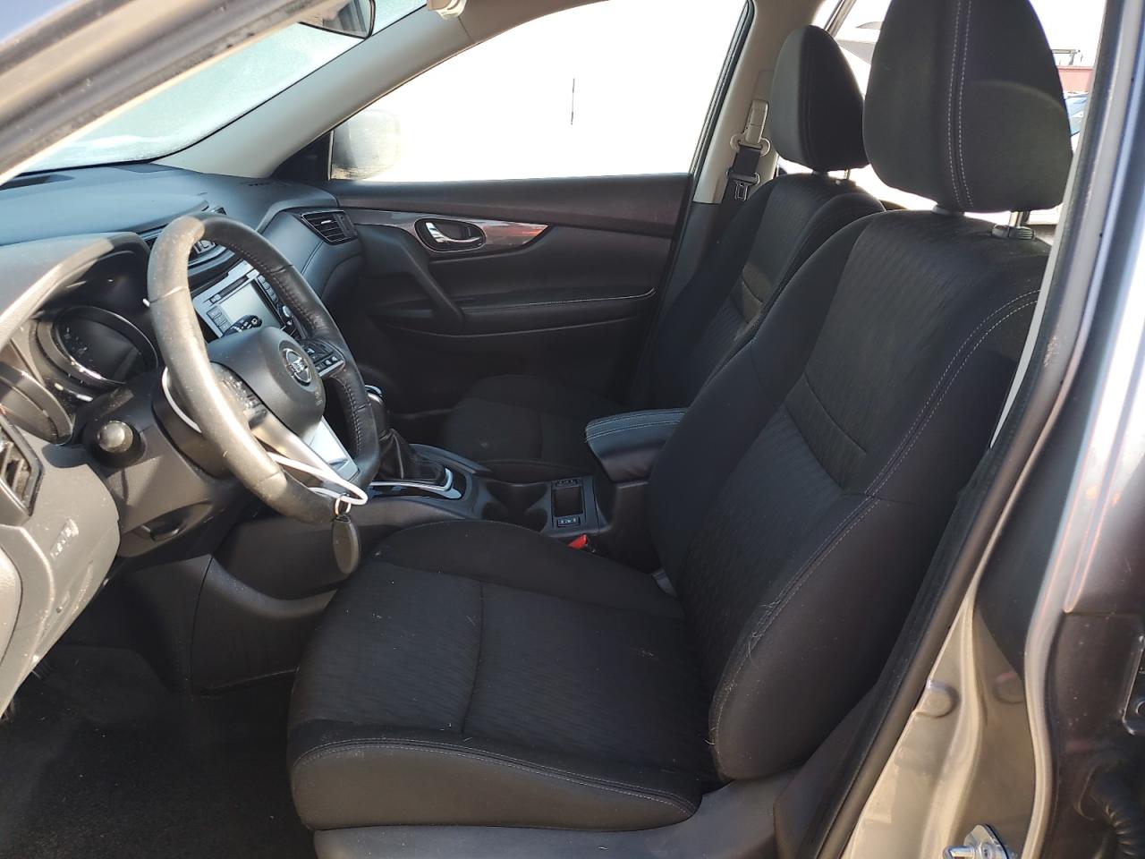 2020 Nissan Rogue - Image 7