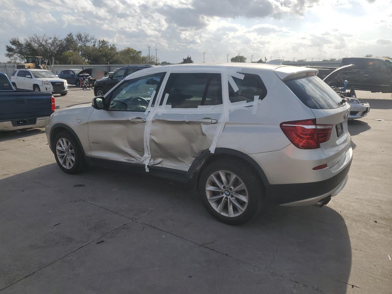 VIN 5UXWX9C58D0D09062 2013 BMW X3 no.2