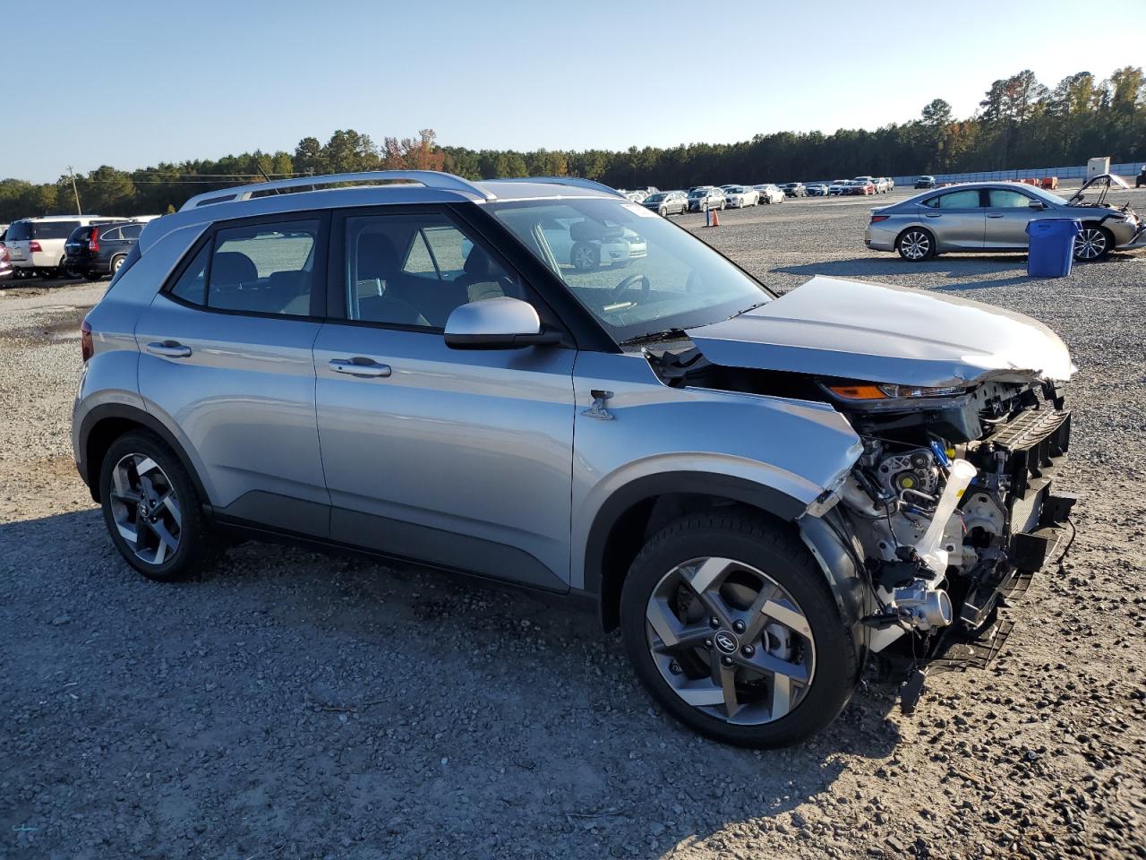2024 Hyundai Venue - Image 4