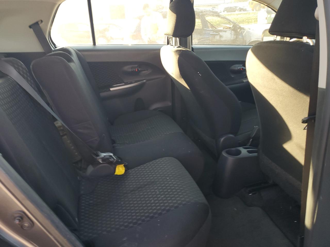 2014 Scion xD - Image 10