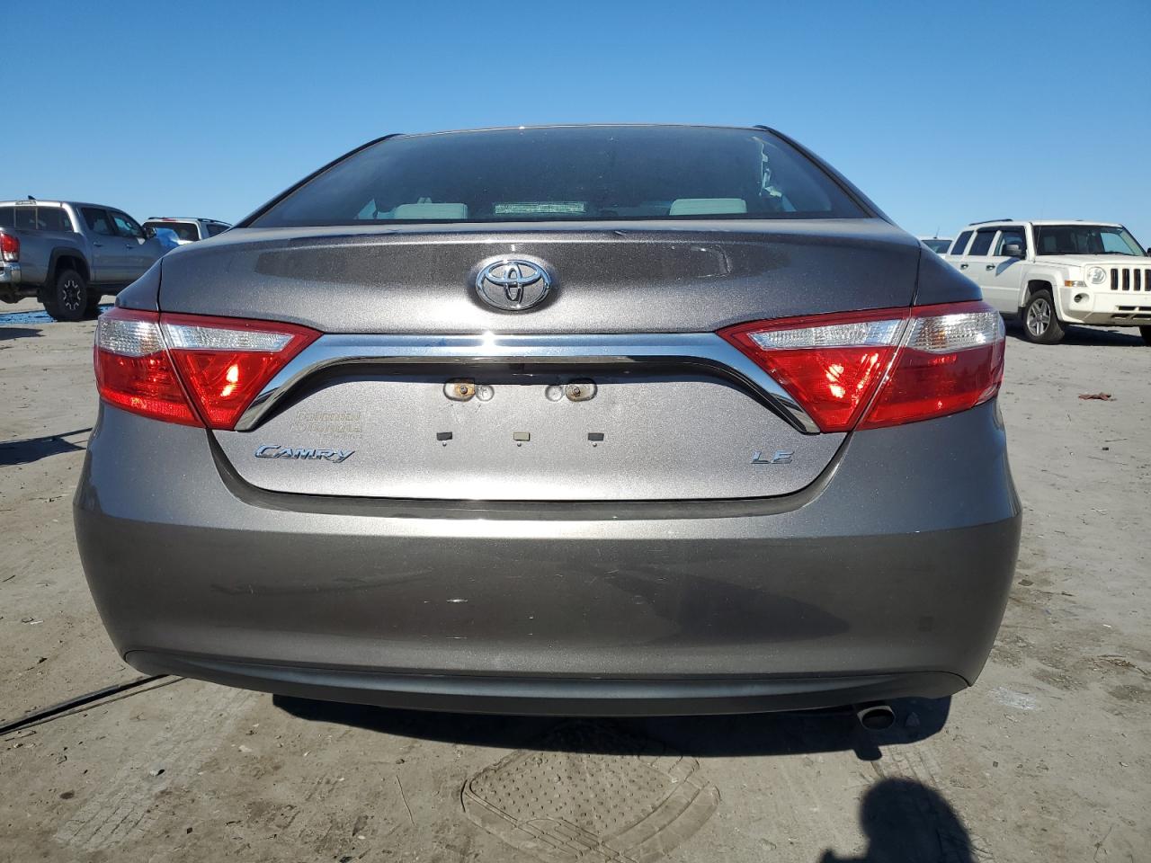 2016 Toyota Camry Le VIN: 4T4BF1FK1GR568008 Lot: 77836654