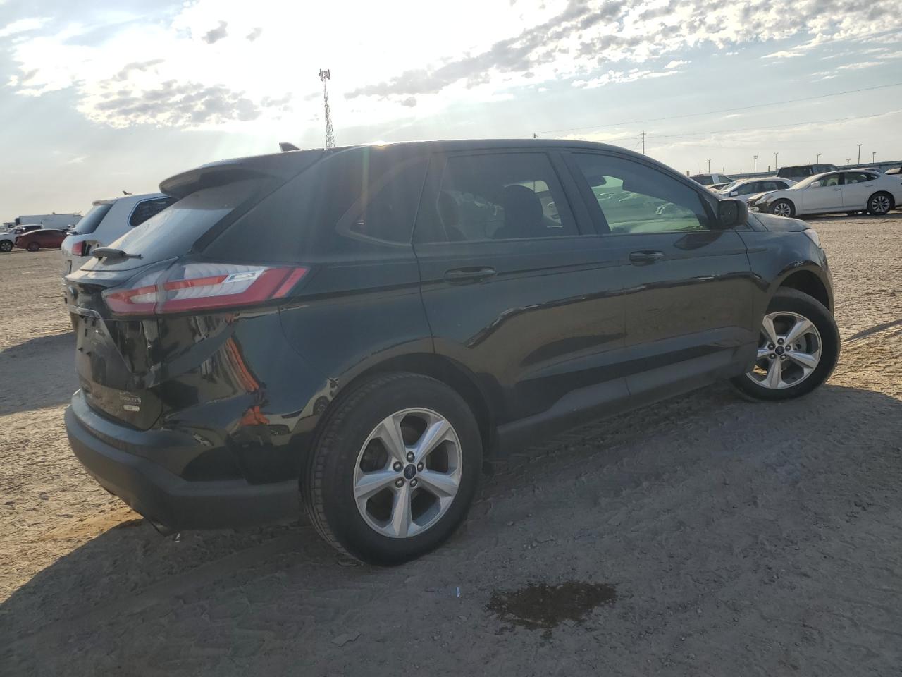 2019 Ford Edge - Image 3