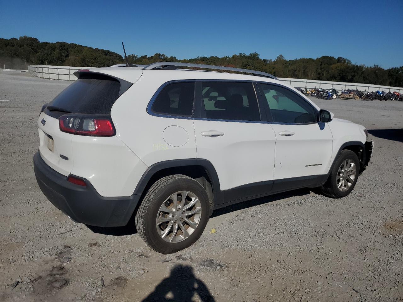 2019 Jeep Grand Cherokee - Image 3