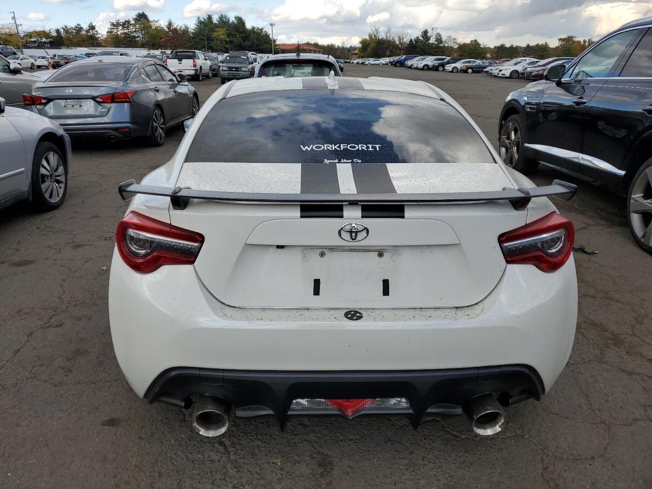 2017 Toyota 86 Base VIN: JF1ZNAA10H9707313 Lot: 75021944