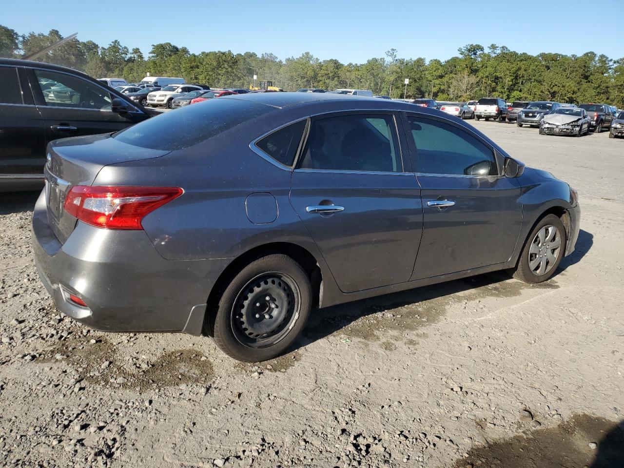 VIN 3N1AB7AP7HY216158 2017 NISSAN SENTRA no.3