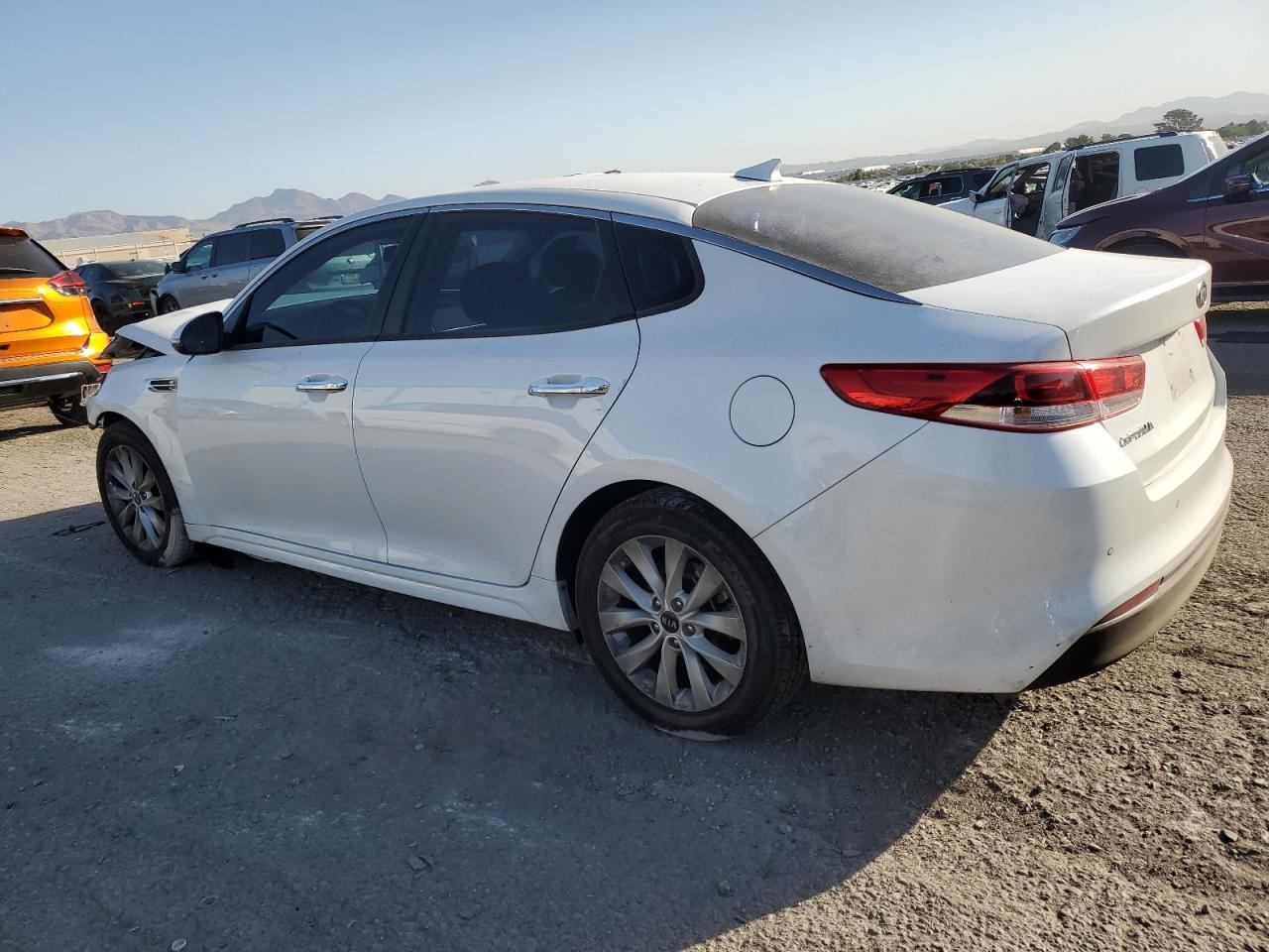 2018 Kia Optima - Image 2