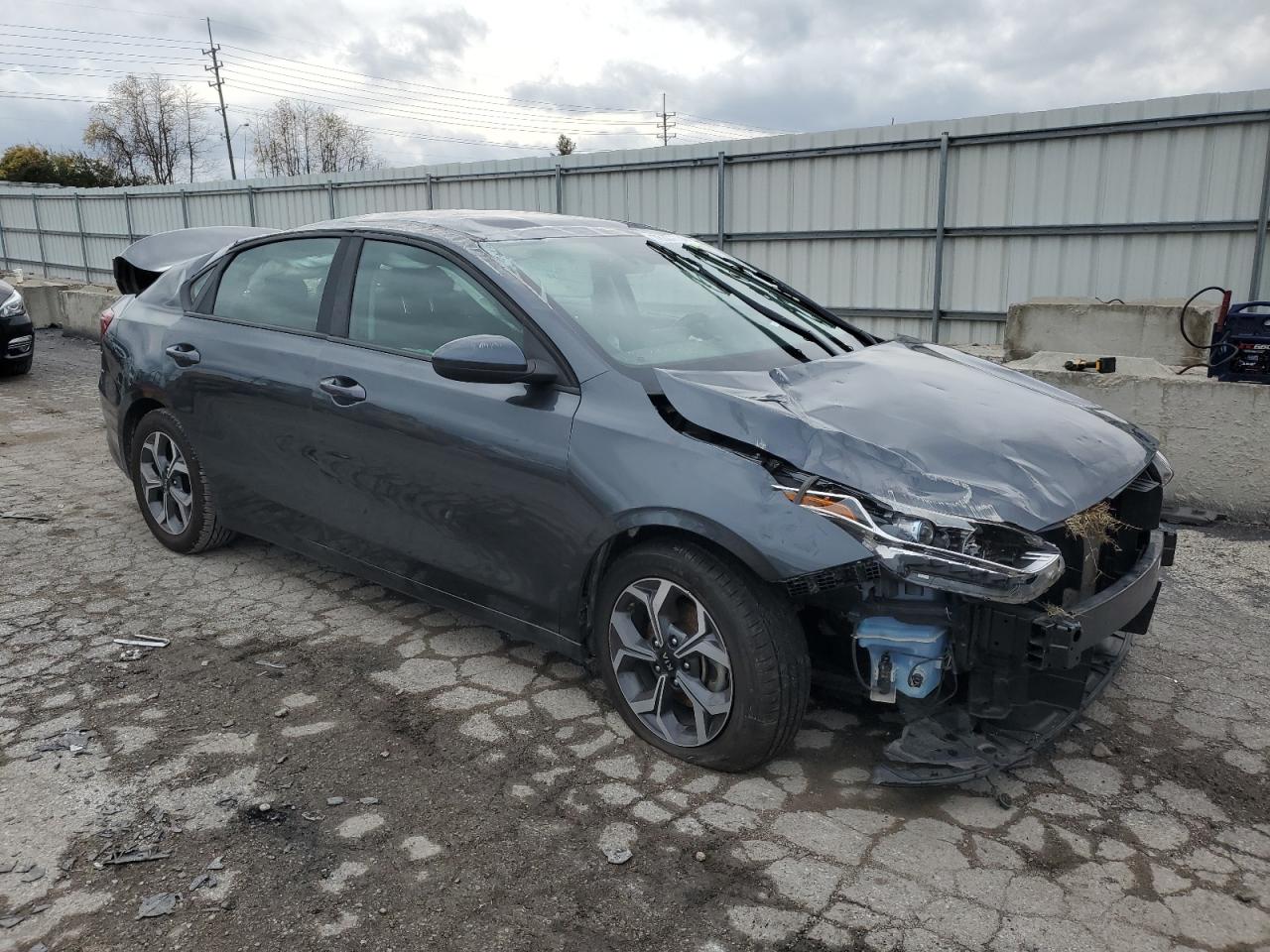 2019 Kia Forte - Image 4