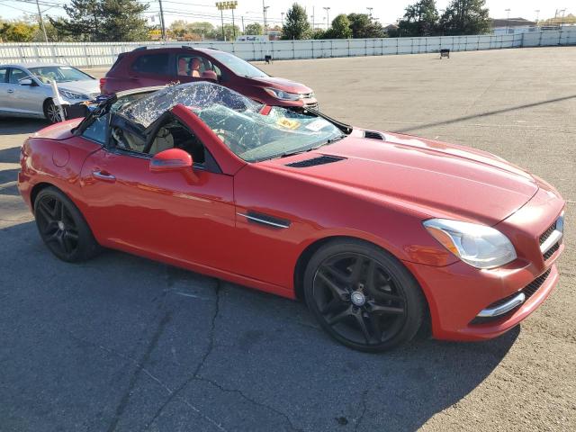  MERCEDES-BENZ SLK-CLASS 2014 Czerwony