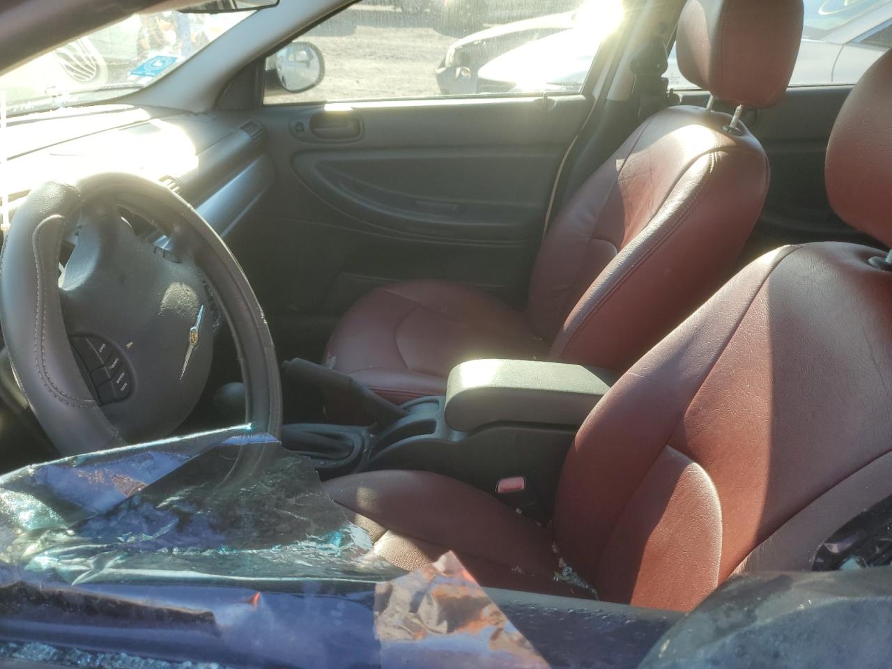 2005 Chrysler Sebring - Image 7