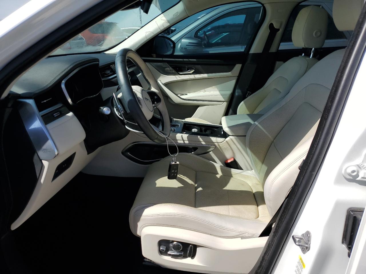 2022 Jaguar F-Pace - Image 7