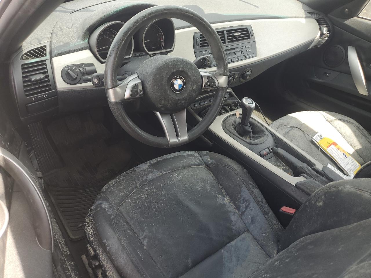 2005 BMW Z4 - Image 8