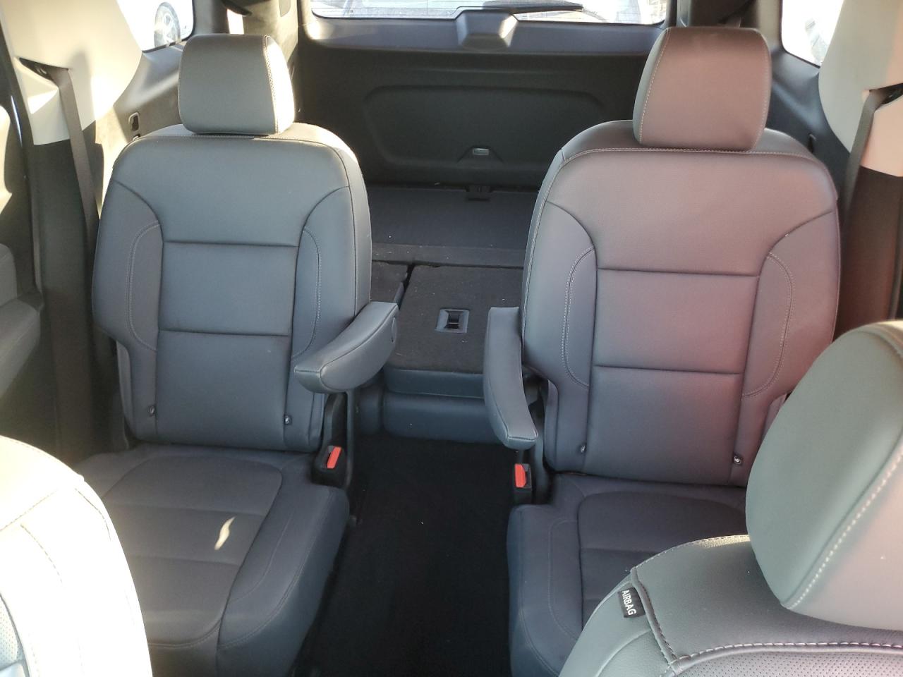 2019 Chevrolet Traverse Premier VIN: 1GNERKKW8KJ300429 Lot: 75127774