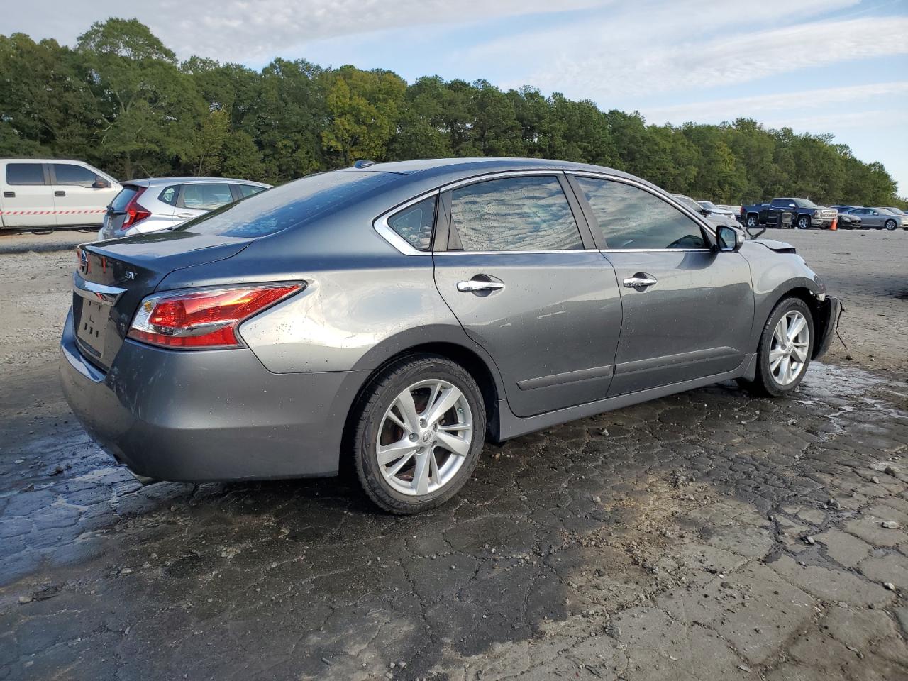 2015 Nissan Altima - Image 3