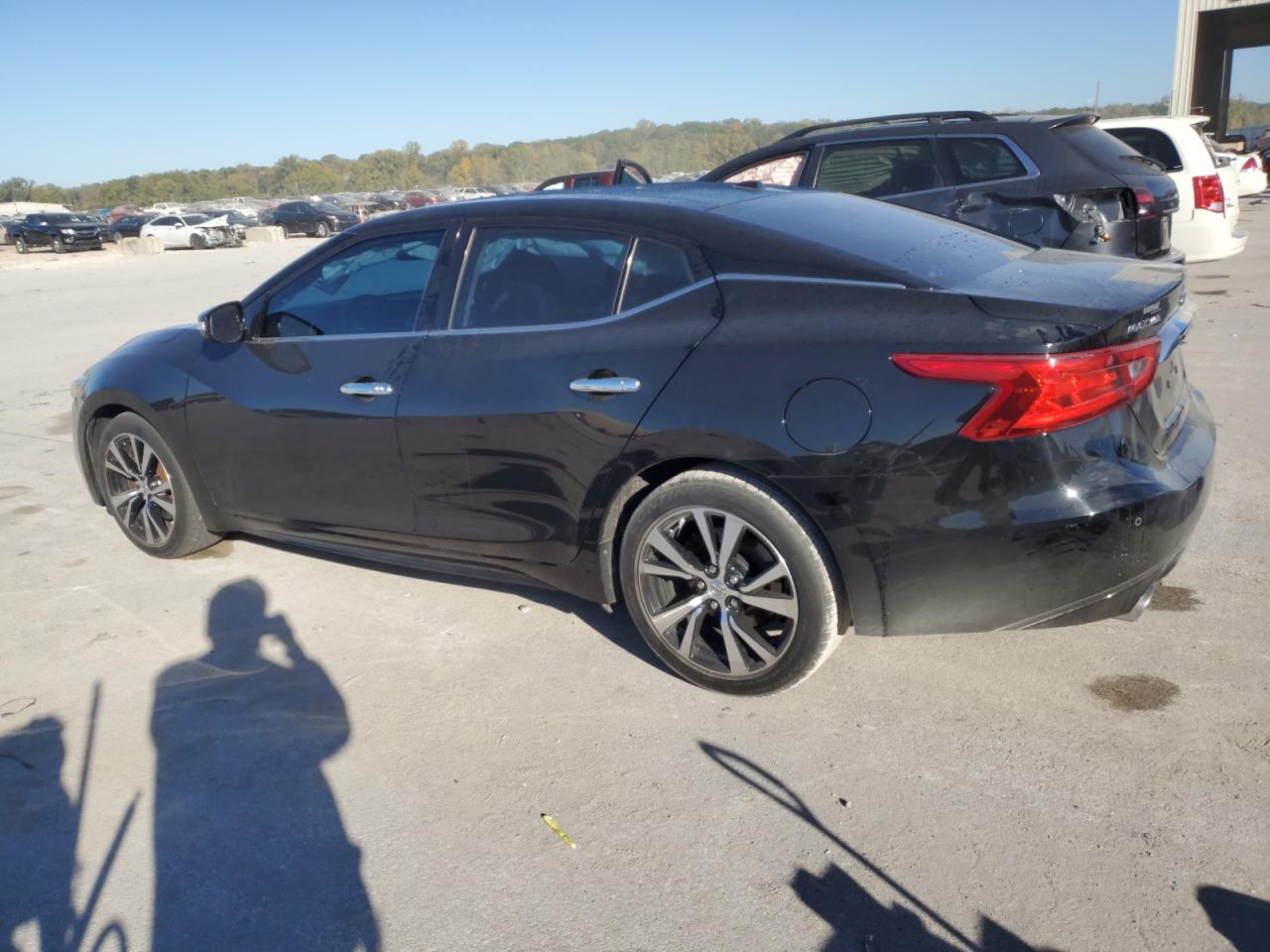2018 Nissan Maxima - Image 2