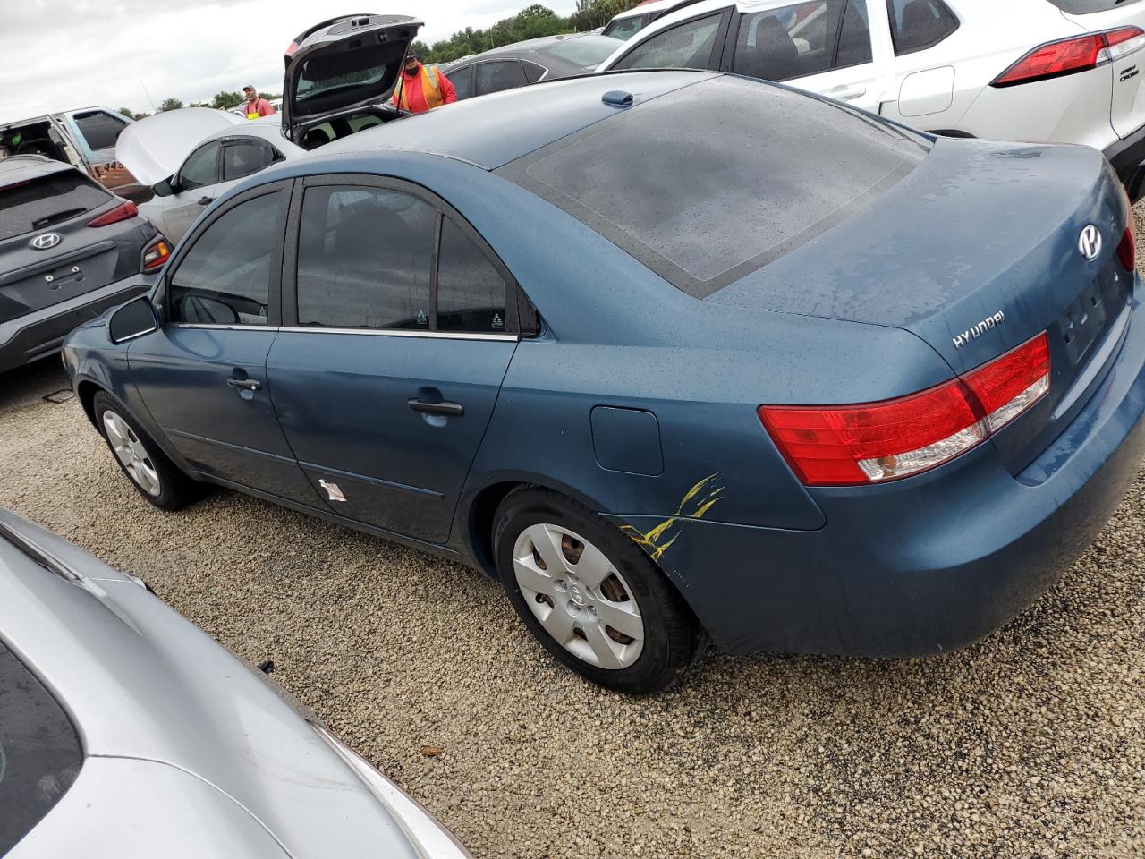 2007 Hyundai Sonata - Image 2