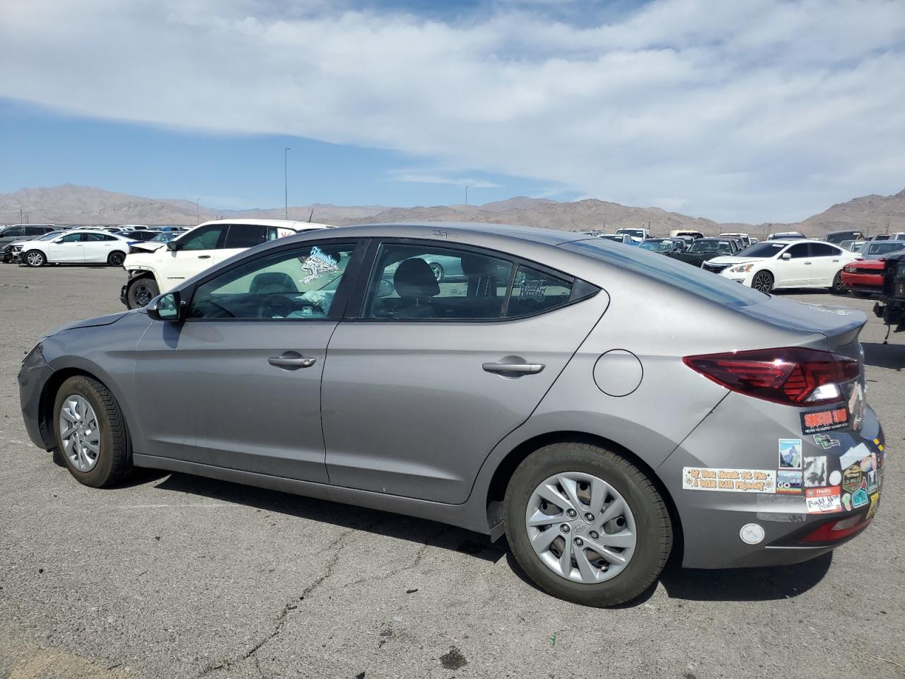 2020 Hyundai Elantra - Image 2