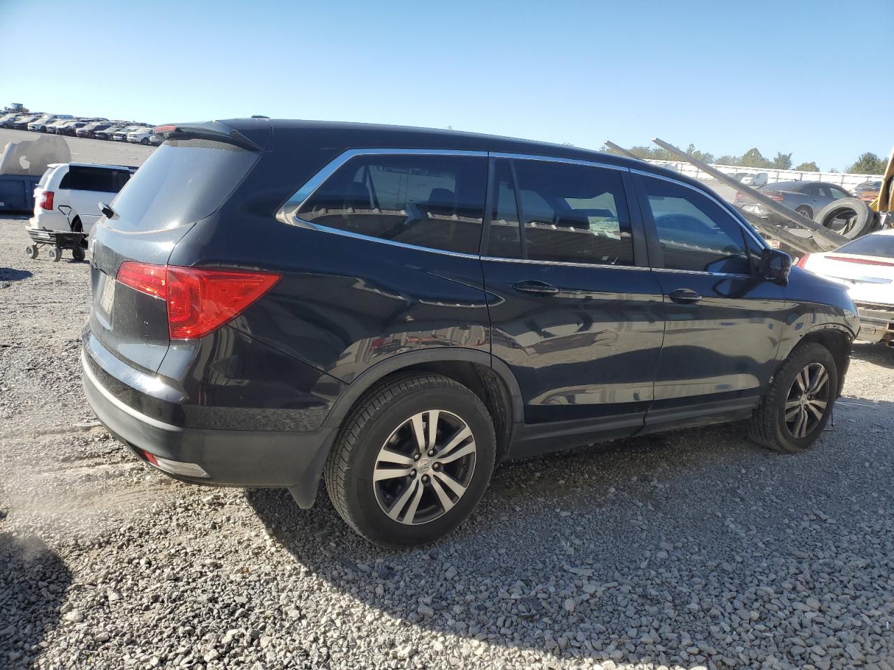 2016 Honda Pilot - Image 3