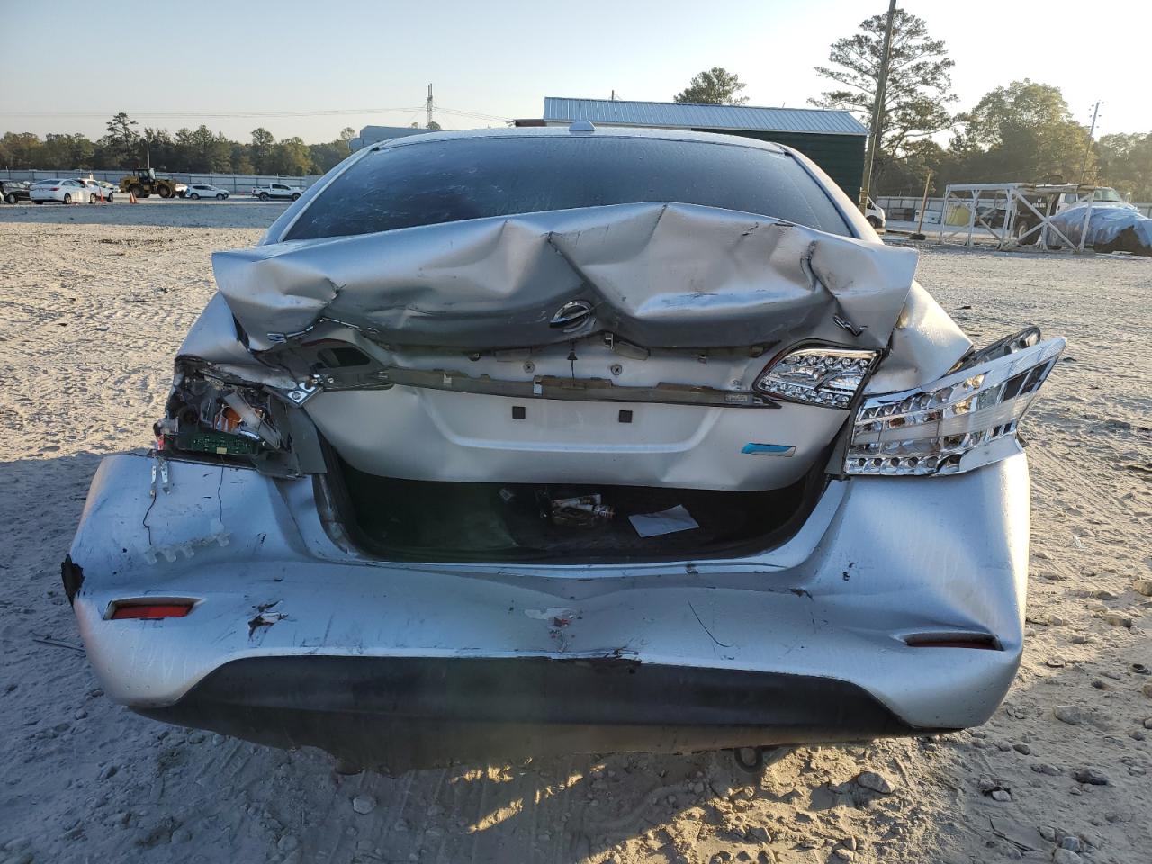 2014 Nissan Sentra - Image 6