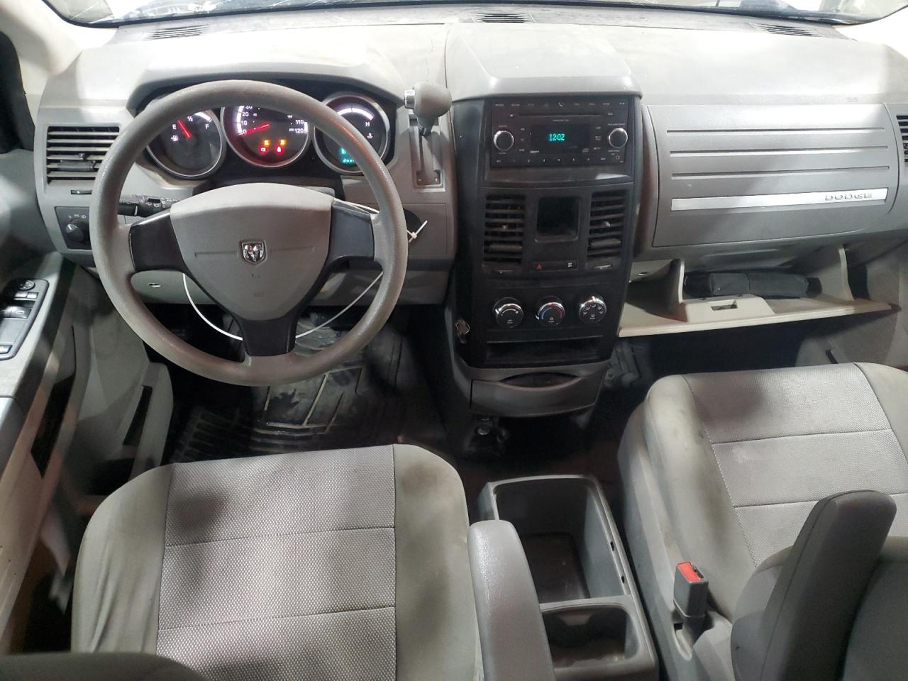 2008 Dodge Caravan - Image 8