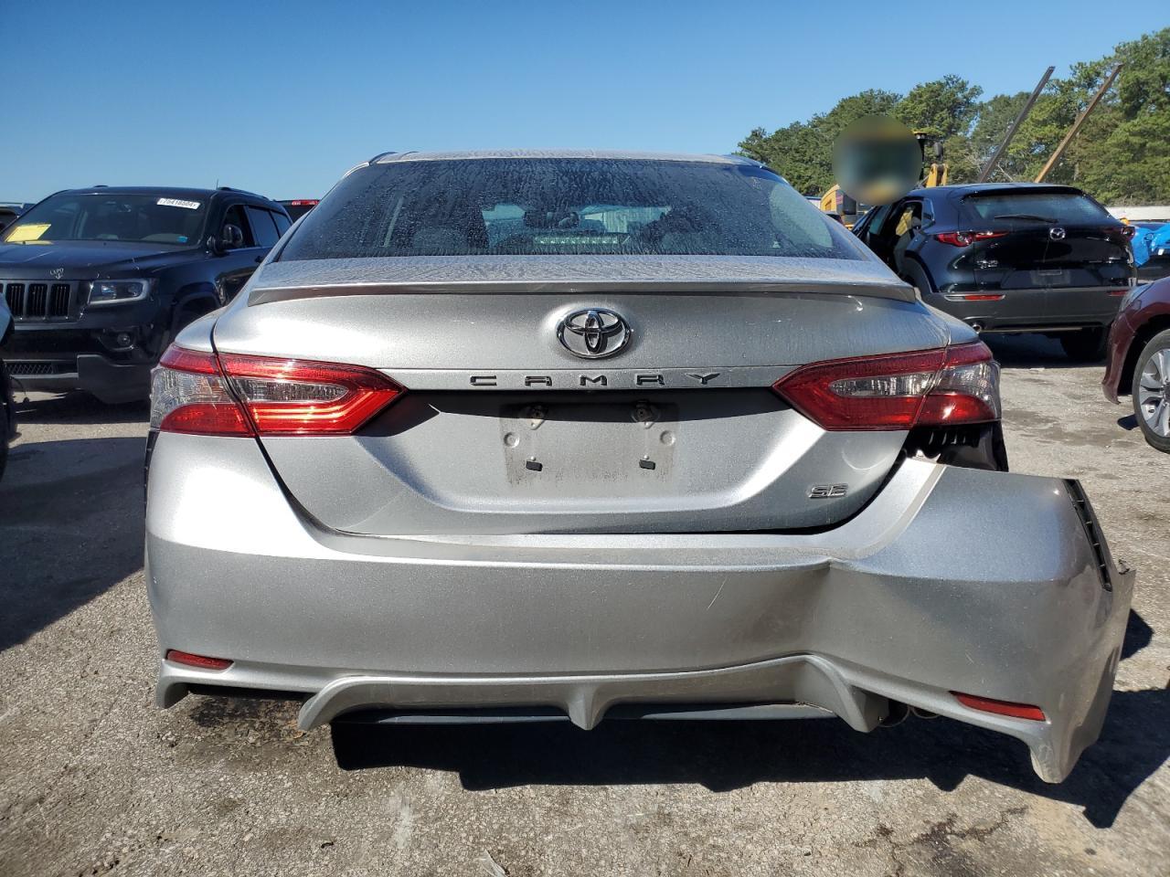 4T1B11HK5JU133120 2018 Toyota Camry L