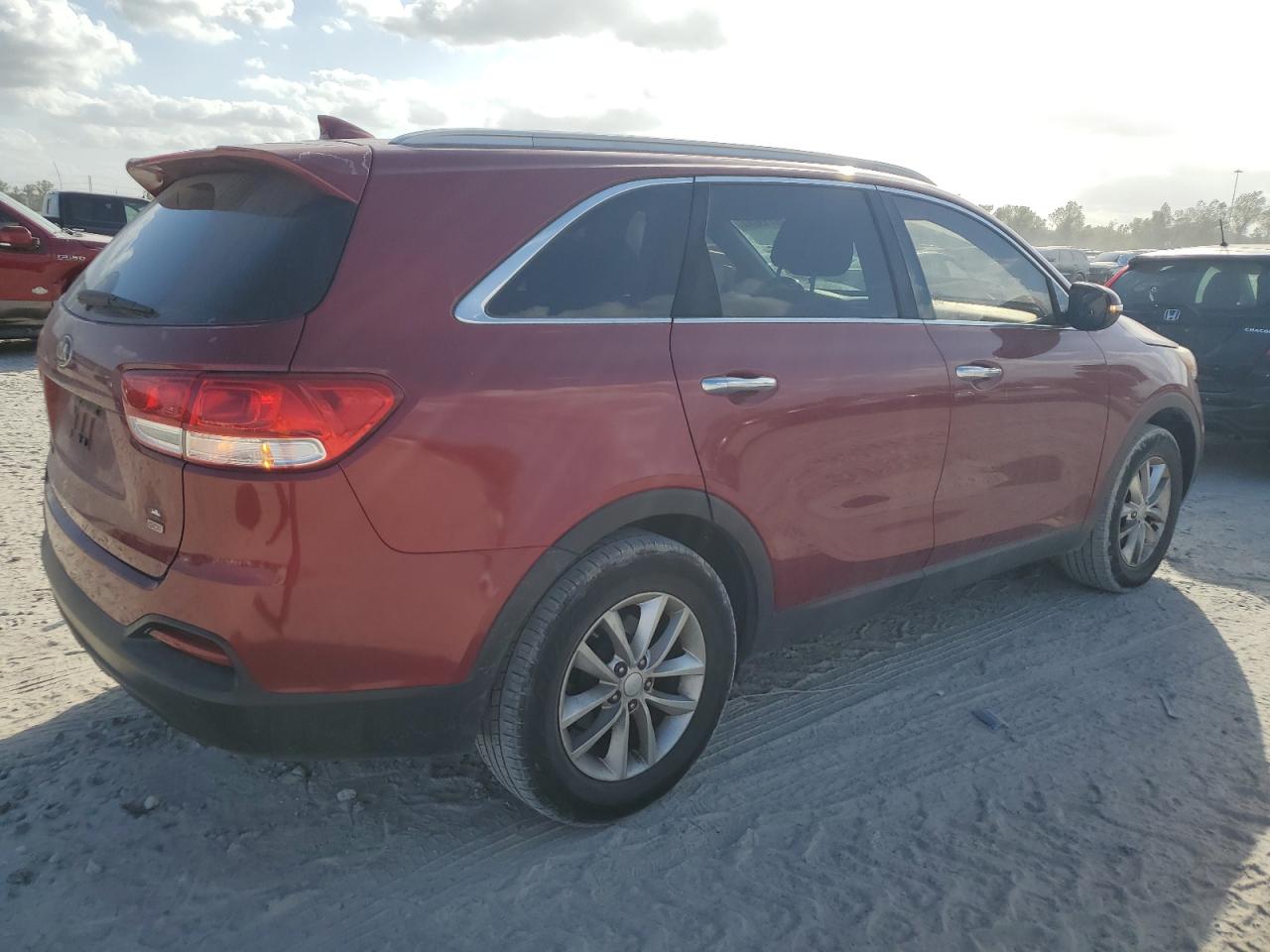 2016 Kia Sorento - Image 3