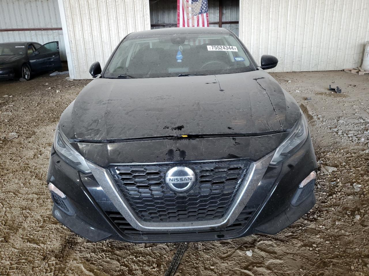 2021 Nissan Altima - Image 5
