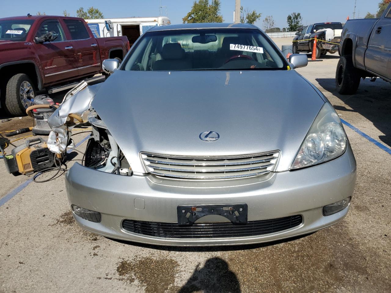 2004 Lexus Es 330 VIN: JTHBA30G240011381 Lot: 74977654