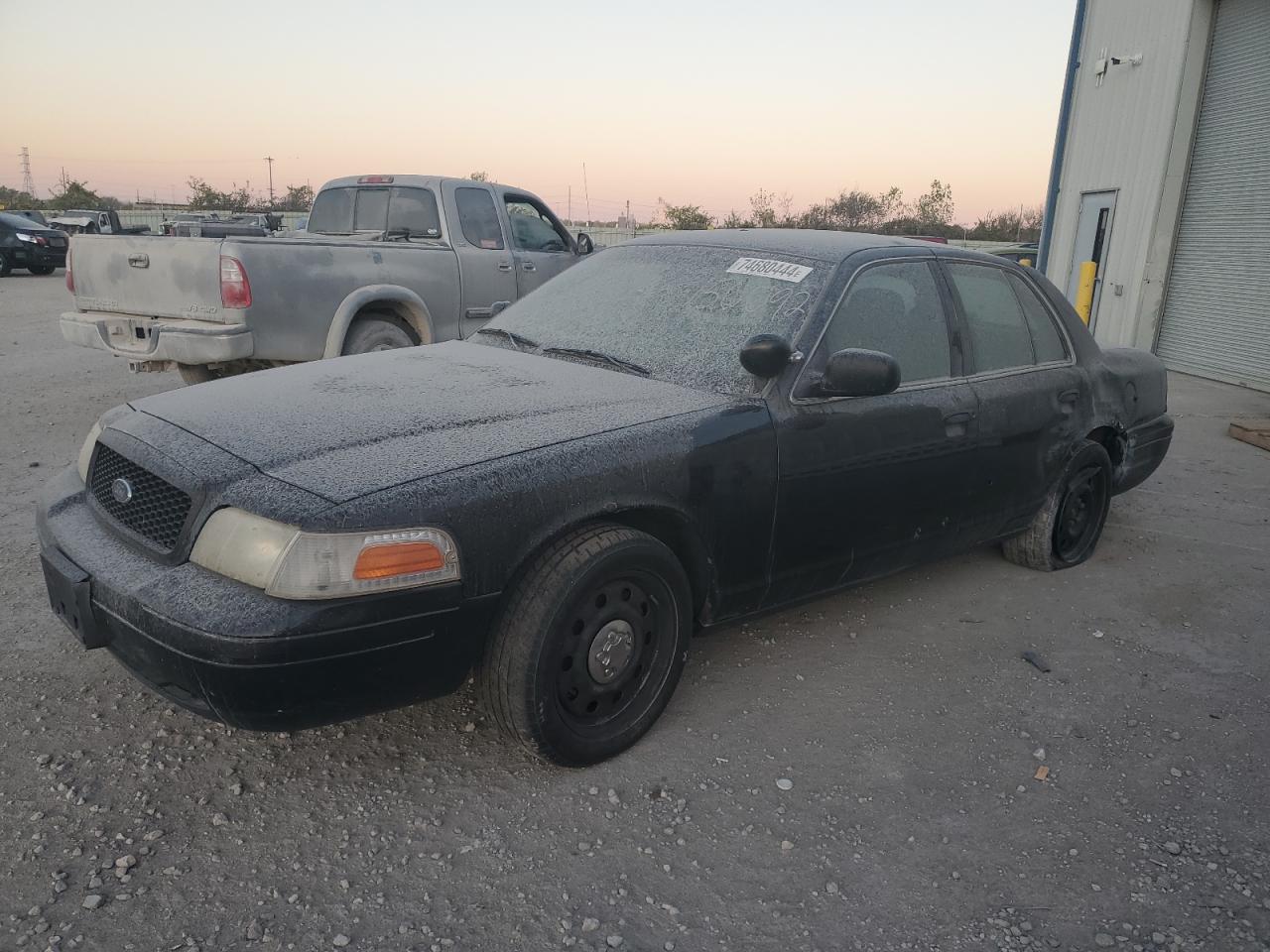 2007 Ford Crown Victoria Police Interceptor for Sale in Kansas City, KS - Side